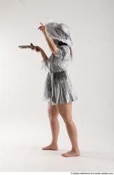 LUCI_AVIOL LADY WITH GUN